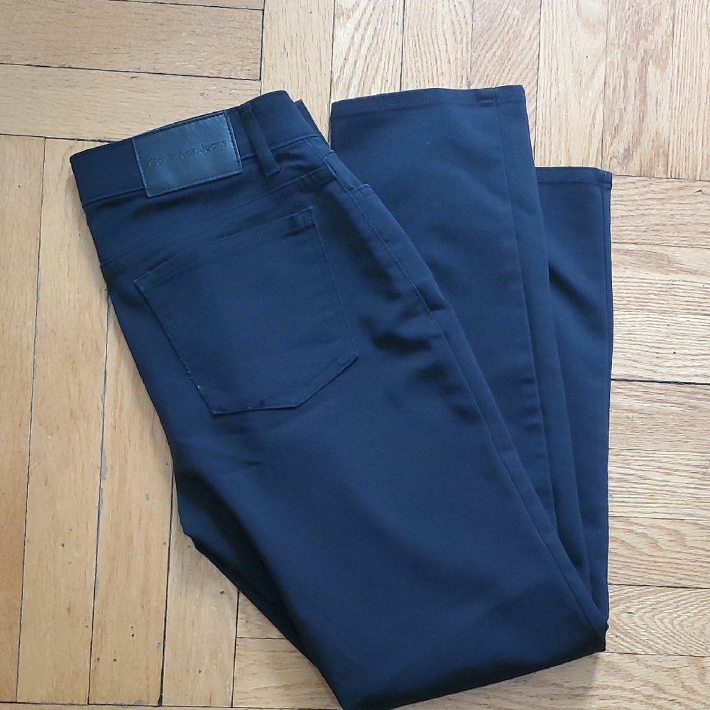 Calvin Klein Stylish Pants